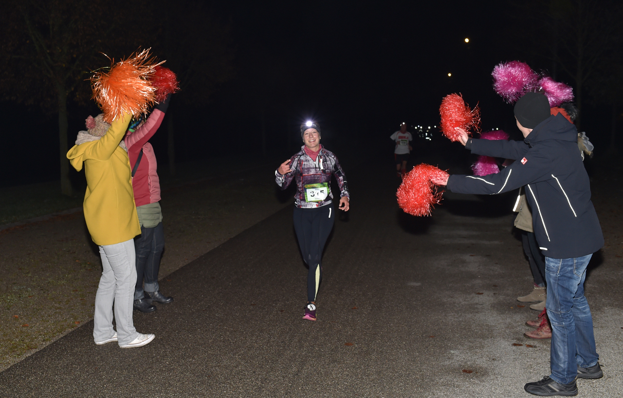 Bestzeitmarathon im Riemer Park bei München am 29.10.2016
Copyright
Hannes Magerstaedt
hannes@magerstaedt.de
Tel.01728178700