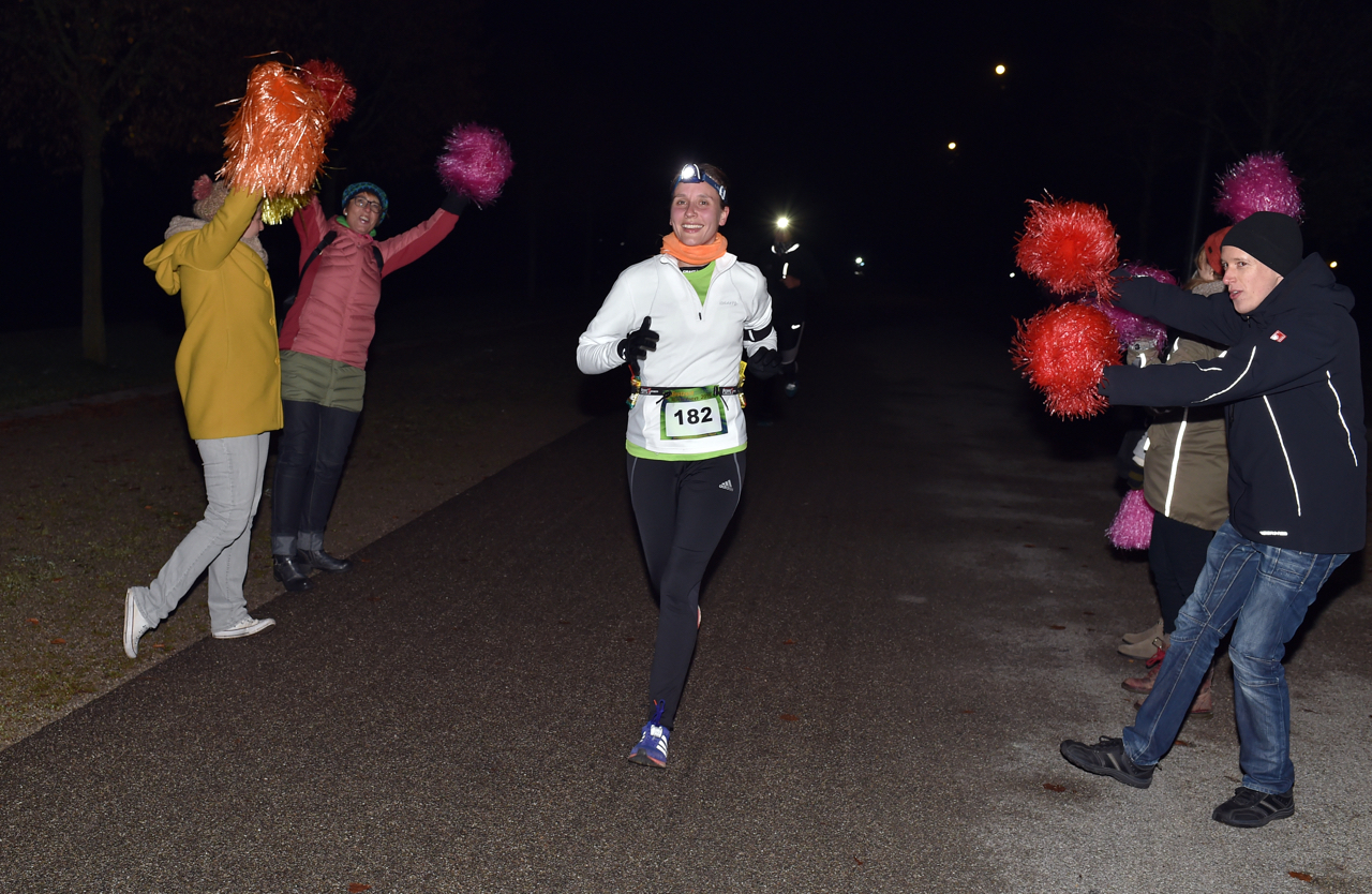 Bestzeitmarathon im Riemer Park bei München am 29.10.2016
Copyright
Hannes Magerstaedt
hannes@magerstaedt.de
Tel.01728178700