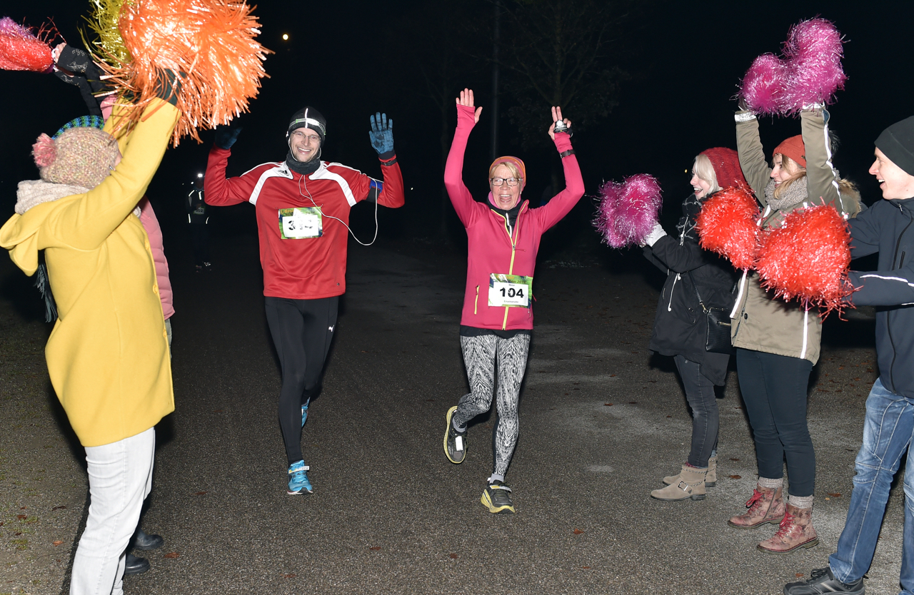 Bestzeitmarathon im Riemer Park bei München am 29.10.2016
Copyright
Hannes Magerstaedt
hannes@magerstaedt.de
Tel.01728178700