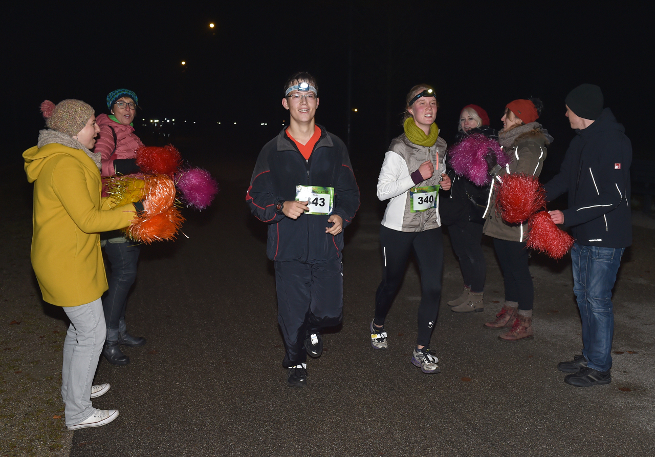 Bestzeitmarathon im Riemer Park bei München am 29.10.2016
Copyright
Hannes Magerstaedt
hannes@magerstaedt.de
Tel.01728178700