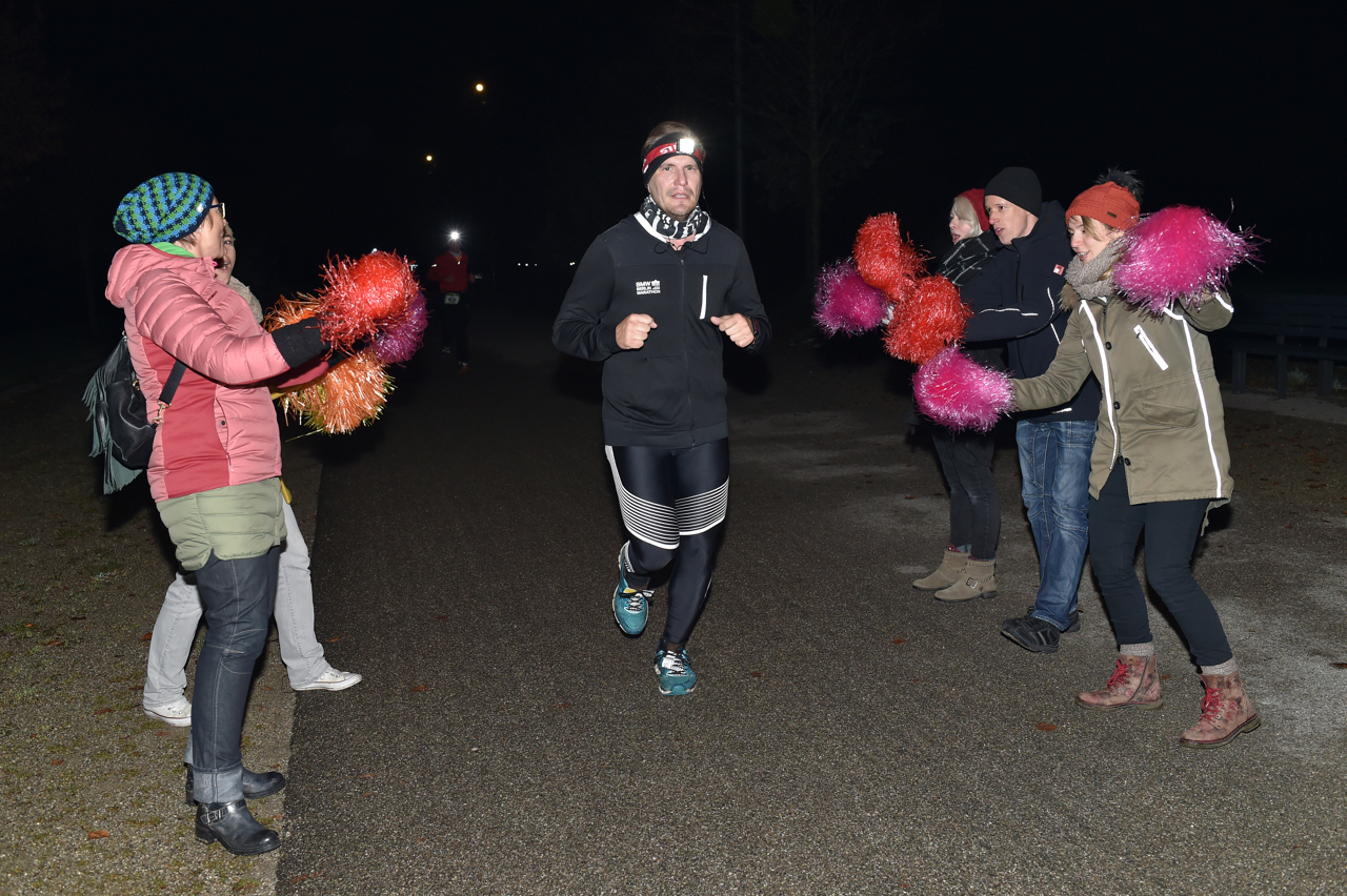 Bestzeitmarathon im Riemer Park bei München am 29.10.2016
Copyright
Hannes Magerstaedt
hannes@magerstaedt.de
Tel.01728178700