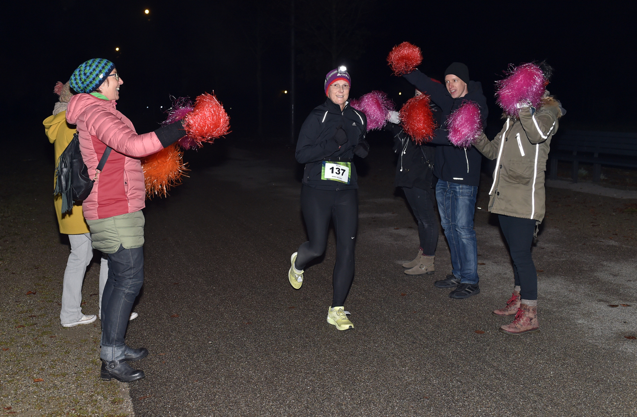 Bestzeitmarathon im Riemer Park bei München am 29.10.2016
Copyright
Hannes Magerstaedt
hannes@magerstaedt.de
Tel.01728178700