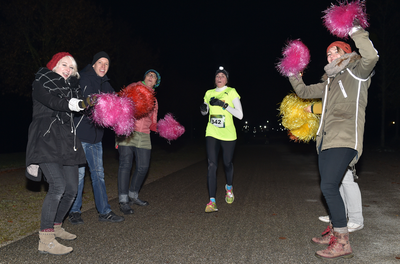 Bestzeitmarathon im Riemer Park bei München am 29.10.2016
Copyright
Hannes Magerstaedt
hannes@magerstaedt.de
Tel.01728178700