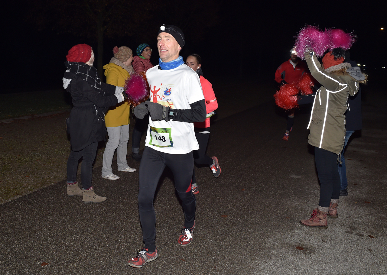 Bestzeitmarathon im Riemer Park bei München am 29.10.2016
Copyright
Hannes Magerstaedt
hannes@magerstaedt.de
Tel.01728178700