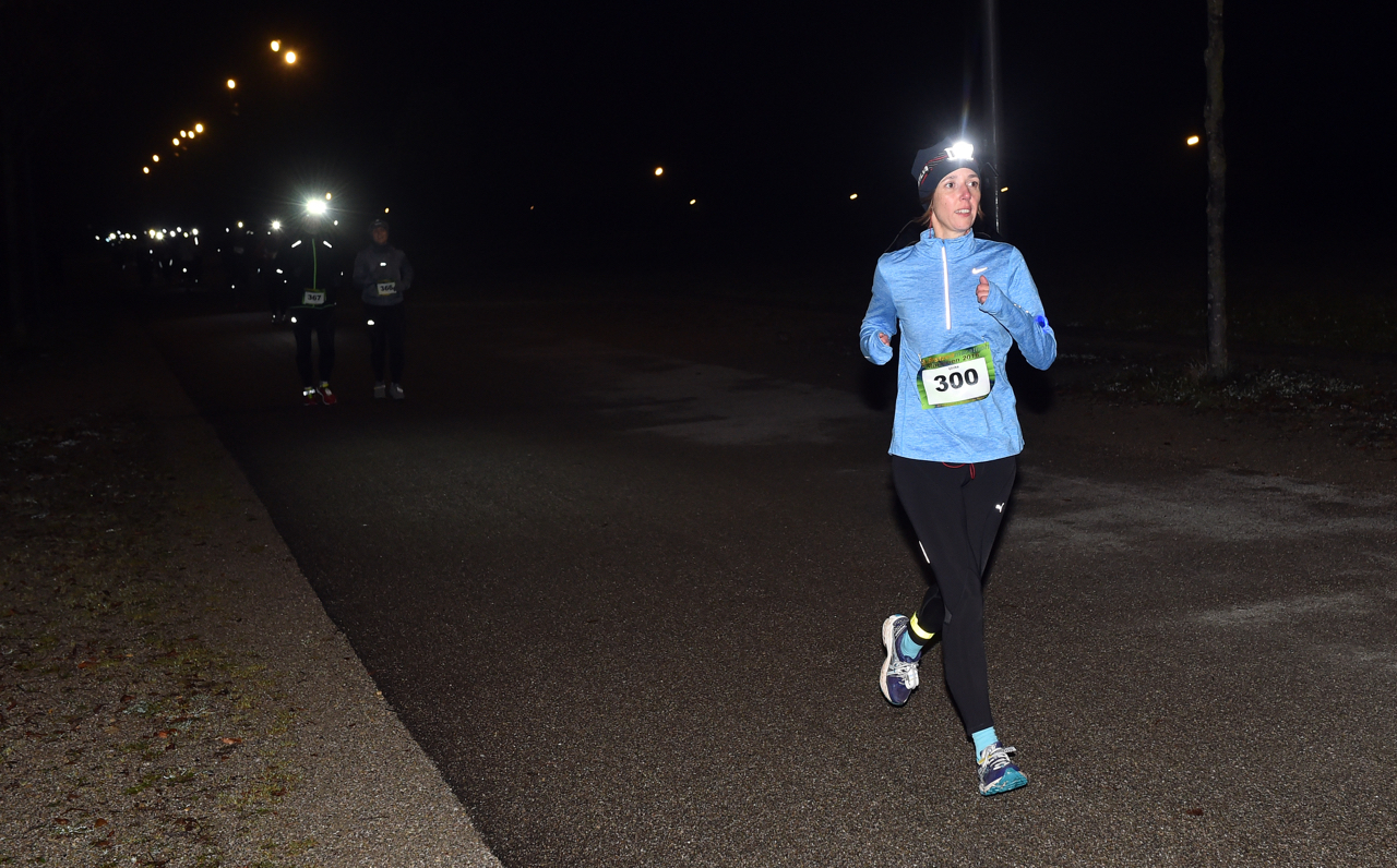 Bestzeitmarathon im Riemer Park bei München am 29.10.2016 Copyright Hannes Magerstaedt hannes@magerstaedt.de Tel.01728178700