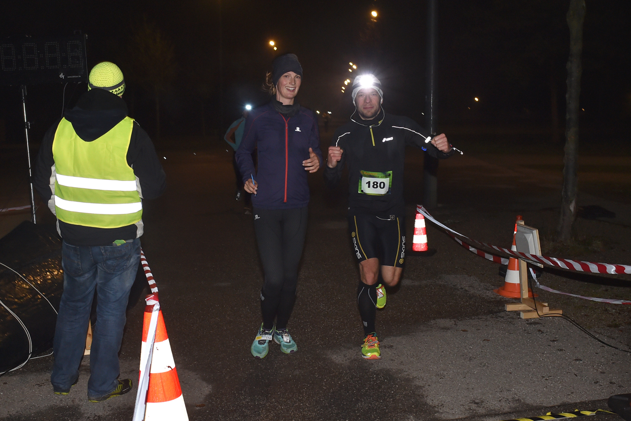 Bestzeitmarathon im Riemer Park bei München am 29.10.2016 Copyright Hannes Magerstaedt hannes@magerstaedt.de Tel.01728178700