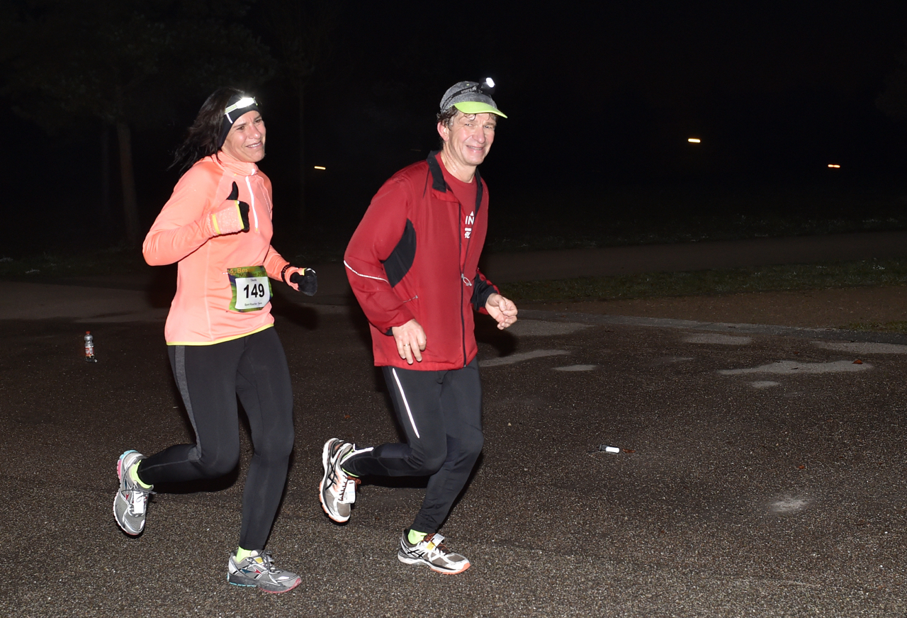 Bestzeitmarathon im Riemer Park bei München am 29.10.2016 Copyright Hannes Magerstaedt hannes@magerstaedt.de Tel.01728178700