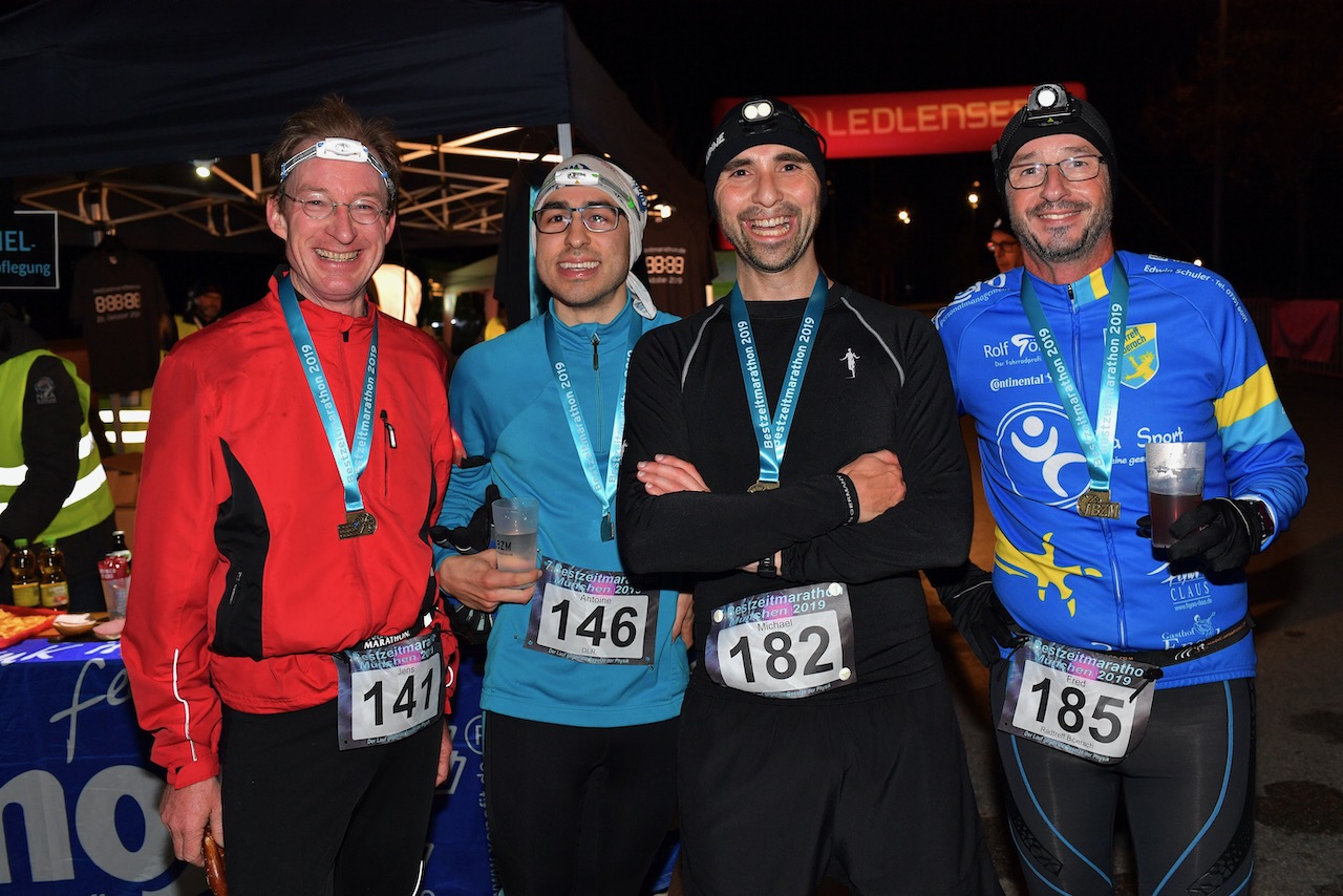 Bestzeitmarathon München - der Lauf gegen die Gesetze der Physik am 26.10.2019 in München-Riem. 
Fotocredit
Hannes Magerstaedt
hannes@magerstaedt.de
Tel.+49 (0) 1728178700