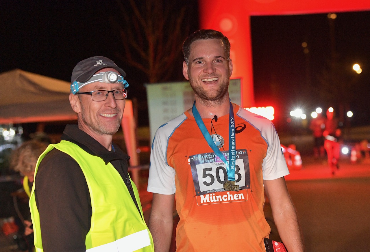 Bestzeitmarathon München - der Lauf gegen die Gesetze der Physik am 26.10.2019 in München-Riem. 
Fotocredit
Hannes Magerstaedt
hannes@magerstaedt.de
Tel.+49 (0) 1728178700