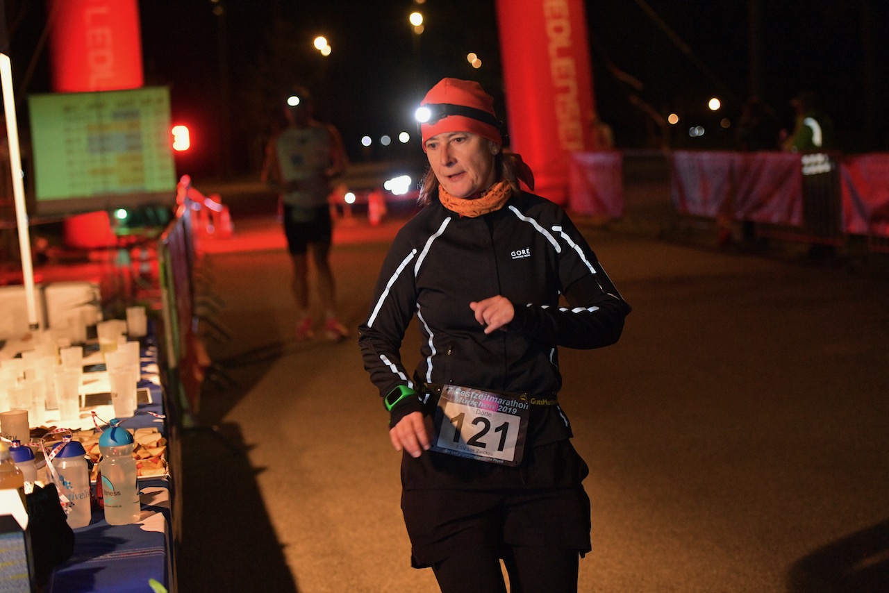 Bestzeitmarathon München - der Lauf gegen die Gesetze der Physik am 26.10.2019 in München-Riem. 
Fotocredit
Hannes Magerstaedt
hannes@magerstaedt.de
Tel.+49 (0) 1728178700