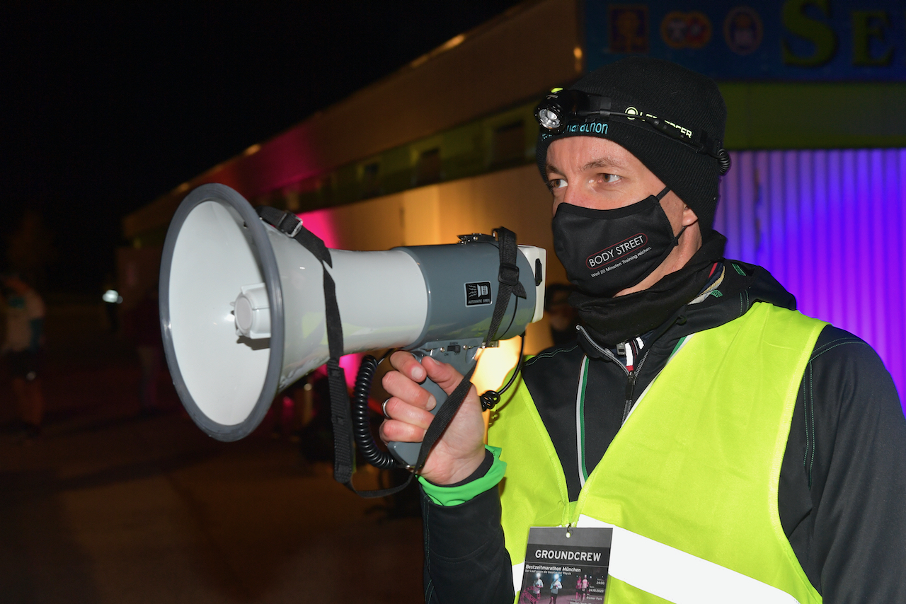 Bestzeitmarathon München - der Lauf gegen die Gesetze der Physik am 24.10.2020 in München-Riem.FotocreditHannes Magerstaedt