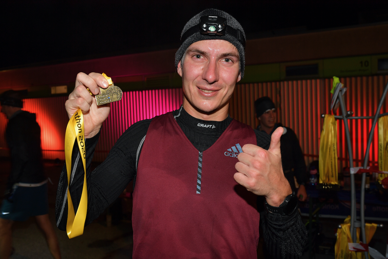 Bestzeitmarathon München - der Lauf gegen die Gesetze der Physik am 24.10.2020 in München-Riem.FotocreditHannes Magerstaedt