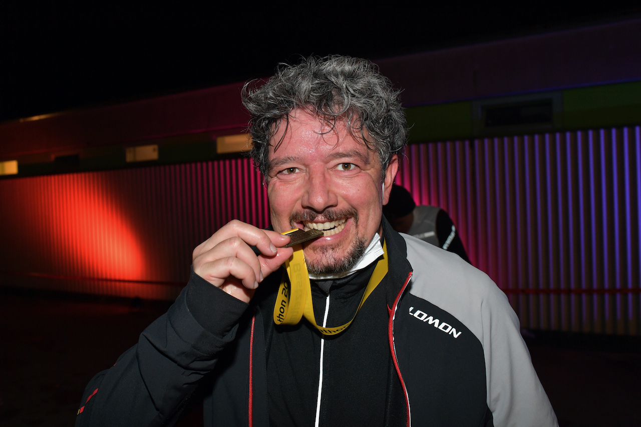 Bestzeitmarathon München - der Lauf gegen die Gesetze der Physik am 24.10.2020 in München-Riem.FotocreditHannes Magerstaedt