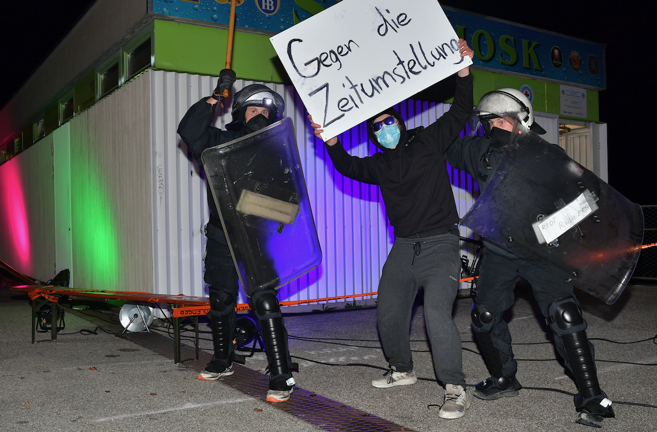 Bestzeitmarathon München - der Lauf gegen die Gesetze der Physik am 24.10.2020 in München-Riem.FotocreditHannes Magerstaedt