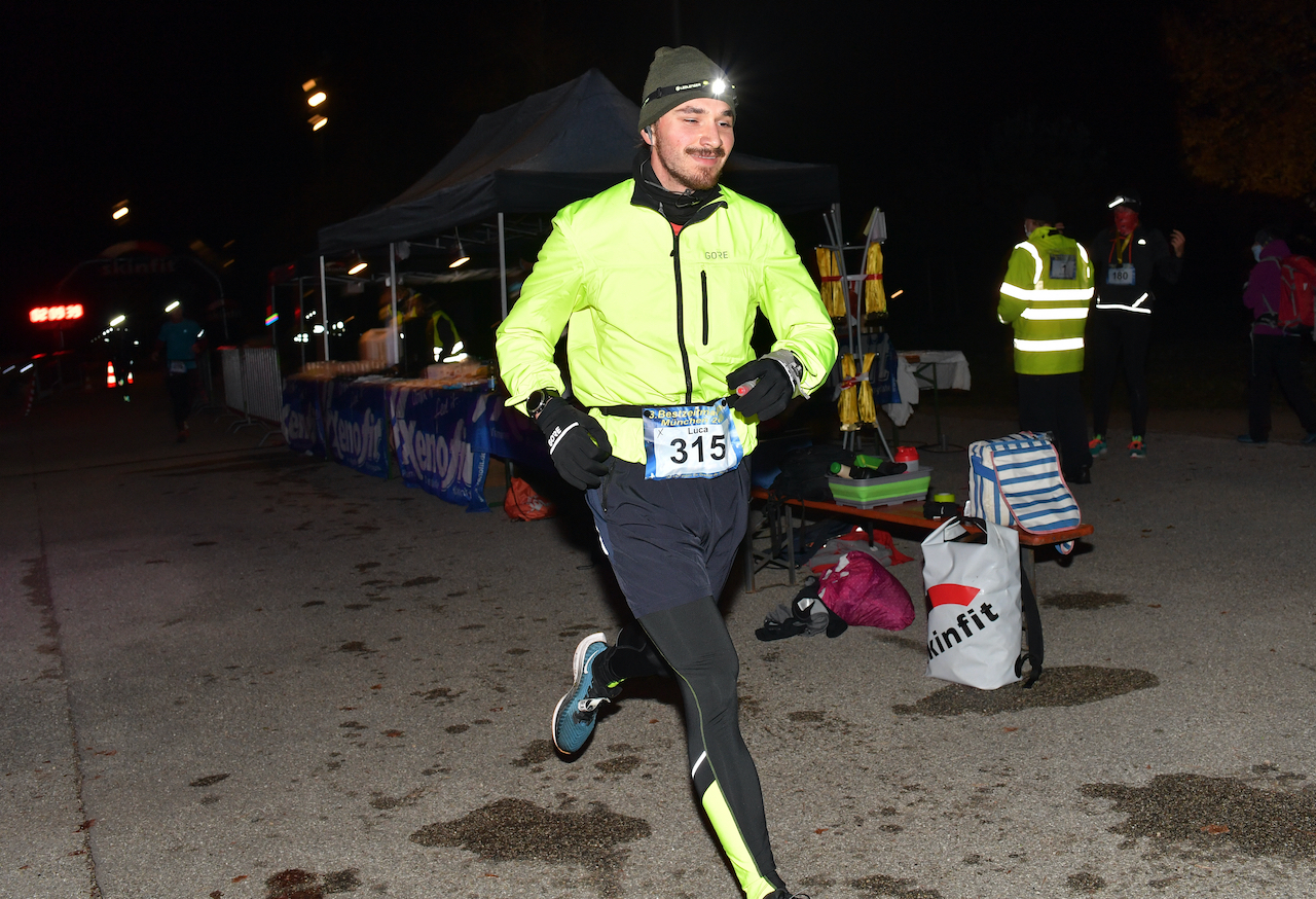 Bestzeitmarathon München - der Lauf gegen die Gesetze der Physik am 24.10.2020 in München-Riem.
Fotocredit
Hannes Magerstaedt