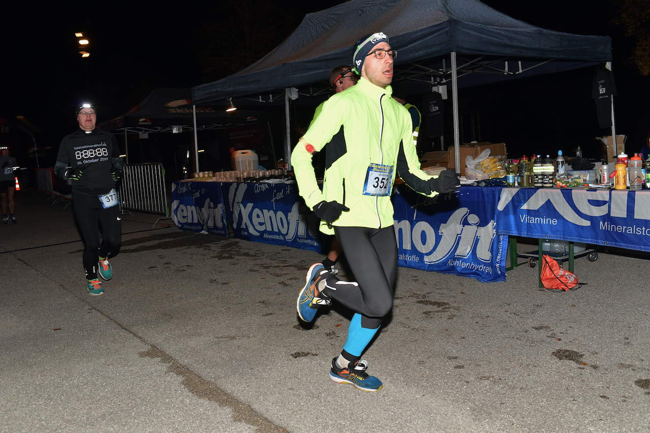 Bestzeitmarathon München - der Lauf gegen die Gesetze der Physik am 24.10.2020 in München-Riem.
Fotocredit
Hannes Magerstaedt