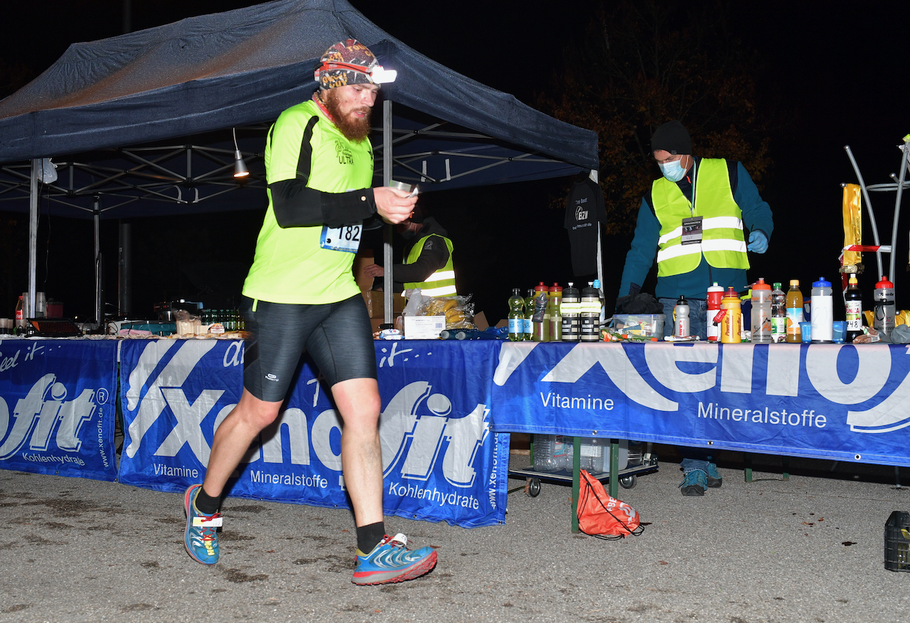 Bestzeitmarathon München - der Lauf gegen die Gesetze der Physik am 24.10.2020 in München-Riem.
Fotocredit
Hannes Magerstaedt