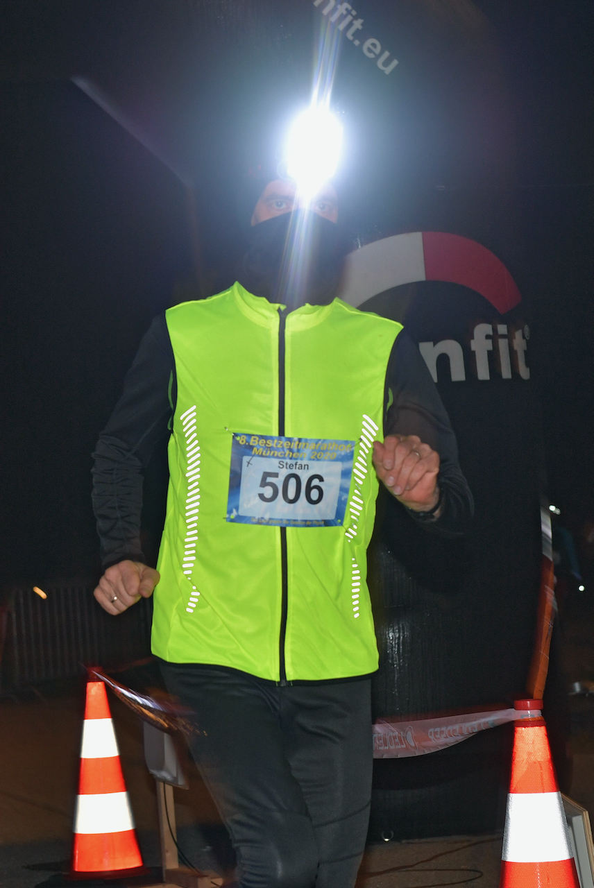 Bestzeitmarathon München - der Lauf gegen die Gesetze der Physik am 24.10.2020 in München-Riem.FotocreditHannes Magerstaedt