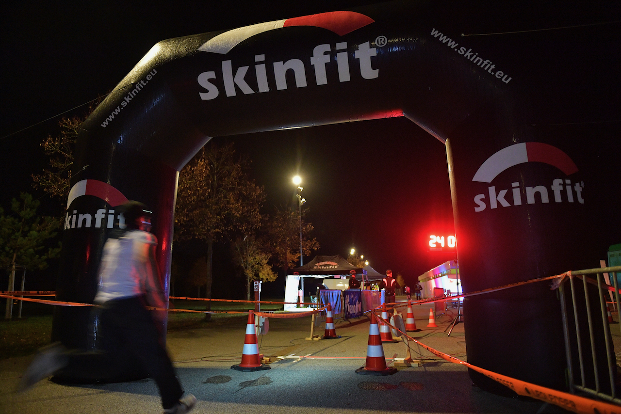 Bestzeitmarathon München - der Lauf gegen die Gesetze der Physik am 24.10.2020 in München-Riem.FotocreditHannes Magerstaedt