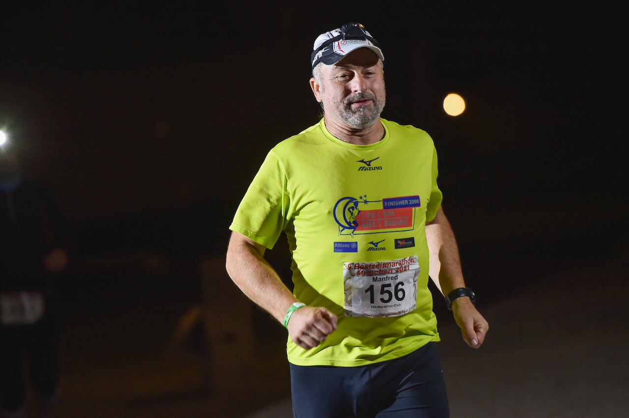 Bestzeitmarathon München - der Lauf gegen die Gesetze der Physik am 30.10.2021 in München Riem.FotografHannes Magerstaedthannes@magerstaedt.deTel. +491728178700