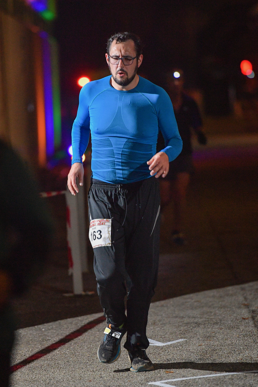 Bestzeitmarathon München - der Lauf gegen die Gesetze der Physik am 30.10.2021 in München Riem.
Fotograf
Hannes Magerstaedt
hannes@magerstaedt.de
Tel. +491728178700