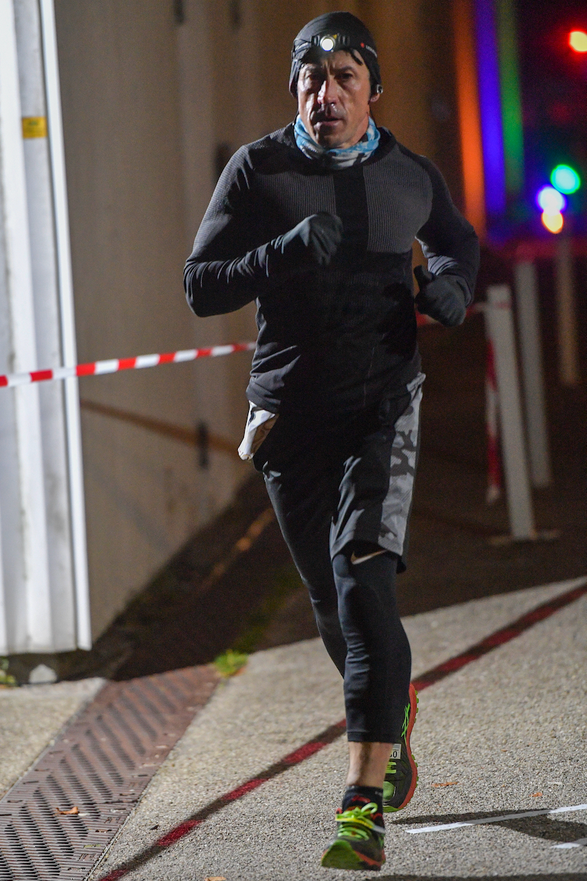 Bestzeitmarathon München - der Lauf gegen die Gesetze der Physik am 30.10.2021 in München Riem.
Fotograf
Hannes Magerstaedt
hannes@magerstaedt.de
Tel. +491728178700