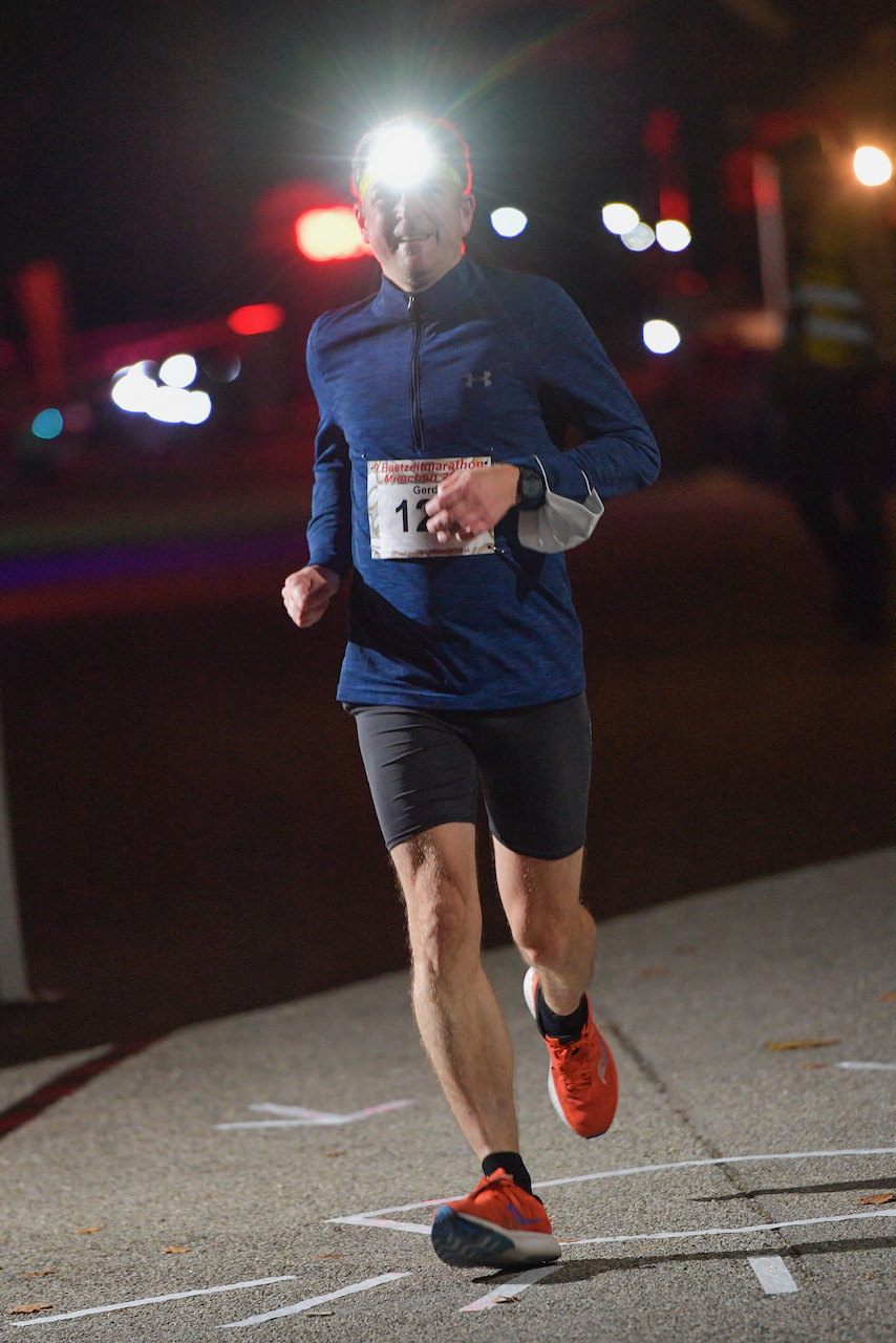 Bestzeitmarathon München - der Lauf gegen die Gesetze der Physik am 30.10.2021 in München Riem.FotografHannes Magerstaedthannes@magerstaedt.deTel. +491728178700