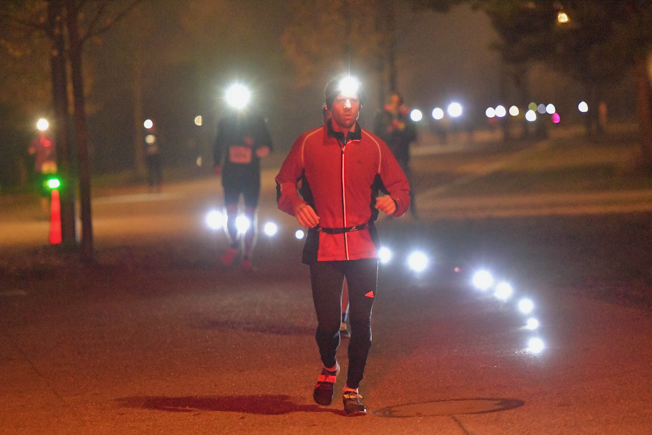 Bestzeitmarathon München - der Lauf gegen die Gesetze der Physik am 30.10.2021 in München Riem.FotografHannes Magerstaedthannes@magerstaedt.deTel. +491728178700