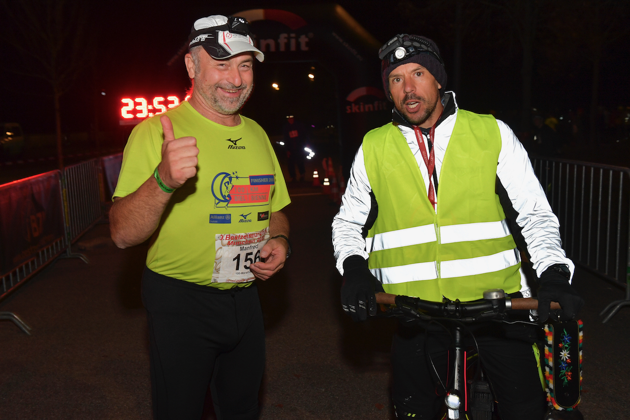 Bestzeitmarathon München - der Lauf gegen die Gesetze der Physik am 30.10.2021 in München Riem.FotografHannes Magerstaedthannes@magerstaedt.deTel. +491728178700