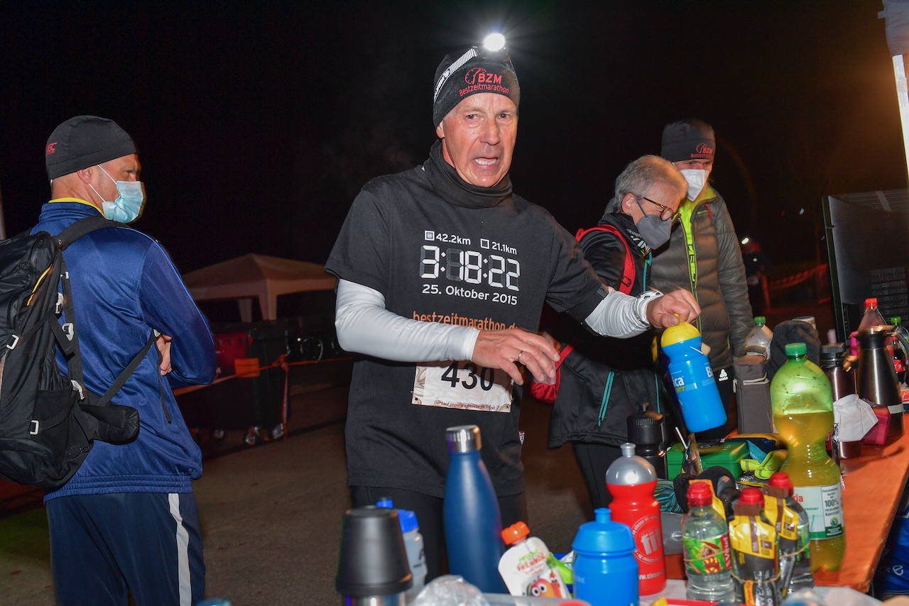 Bestzeitmarathon München - der Lauf gegen die Gesetze der Physik am 30.10.2021 in München Riem.FotografHannes Magerstaedthannes@magerstaedt.deTel. +491728178700