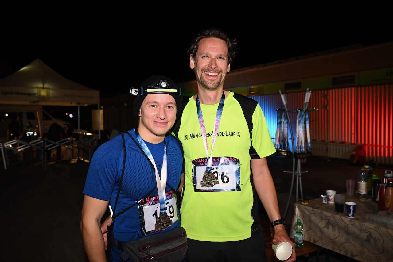 10. Bestzeitmarathon München
Der Lauf gegen die Gesetze der Physik am 29.10.2022 in München-Riem.
Fotocredit
Hannes Magerstaedt
hannes@magerstaedt.de
Tel.01728178700