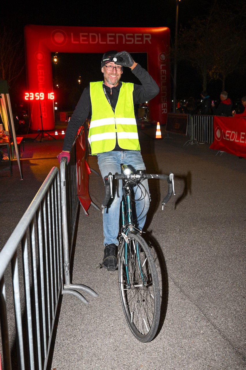 10. Bestzeitmarathon München
Der Lauf gegen die Gesetze der Physik am 29.10.2022 in München-Riem.
Fotocredit
Hannes Magerstaedt
hannes@magerstaedt.de
Tel.01728178700