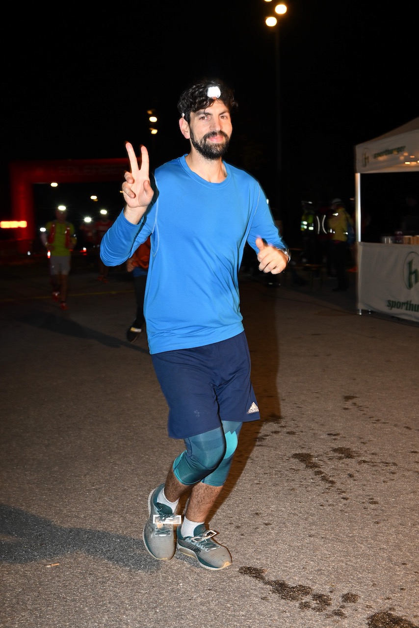 10. Bestzeitmarathon München
Der Lauf gegen die Gesetze der Physik am 29.10.2022 in München-Riem.
Fotocredit
Hannes Magerstaedt
hannes@magerstaedt.de
Tel.01728178700