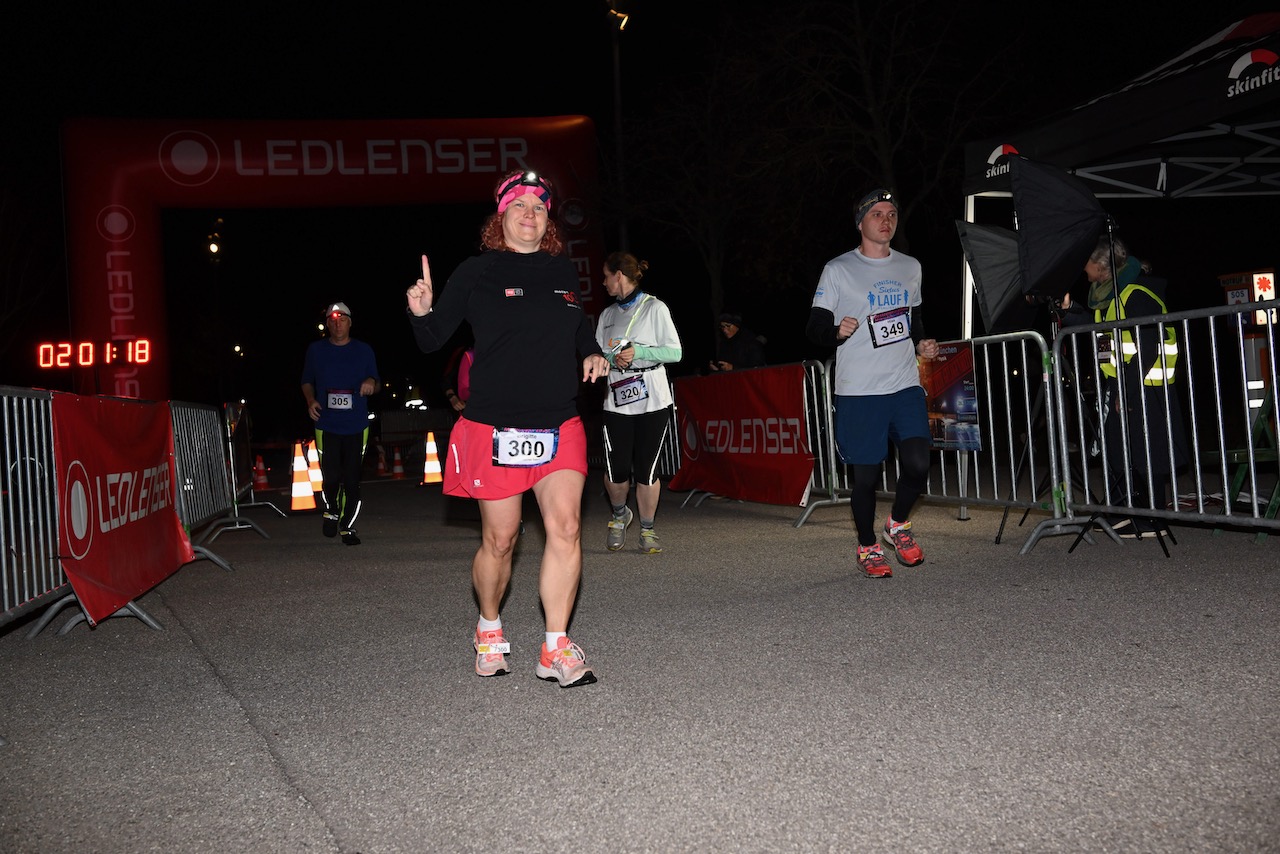 10. Bestzeitmarathon München
Der Lauf gegen die Gesetze der Physik am 29.10.2022 in München-Riem.
Fotocredit
Hannes Magerstaedt
hannes@magerstaedt.de
Tel.01728178700