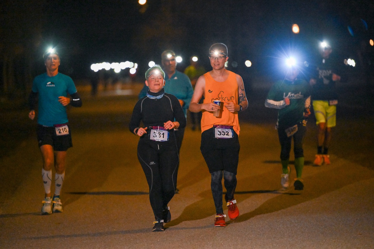 10. Bestzeitmarathon München
Der Lauf gegen die Gesetze der Physik am 29.10.2022 in München-Riem.
Fotocredit
Hannes Magerstaedt
hannes@magerstaedt.de
Tel.01728178700