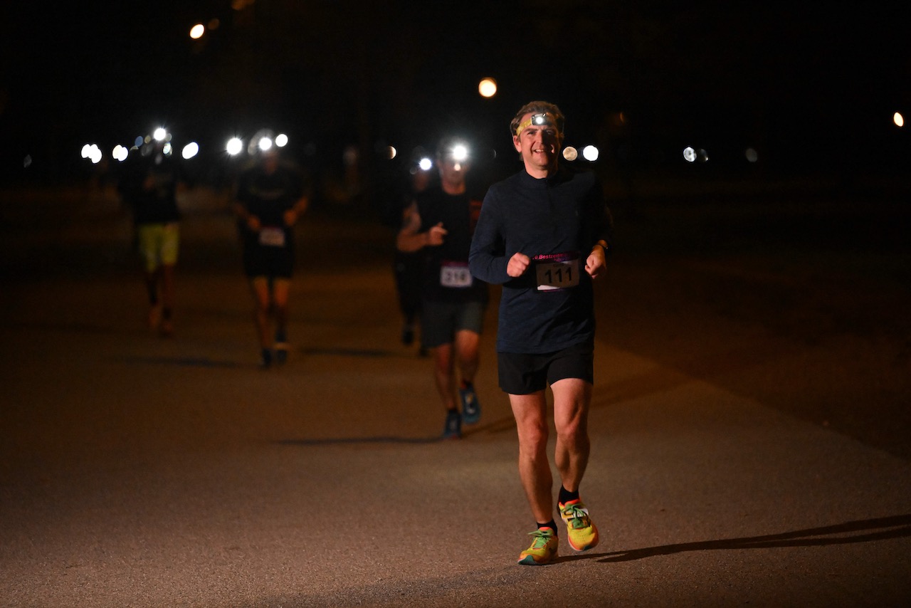 10. Bestzeitmarathon München
Der Lauf gegen die Gesetze der Physik am 29.10.2022 in München-Riem.
Fotocredit
Hannes Magerstaedt
hannes@magerstaedt.de
Tel.01728178700