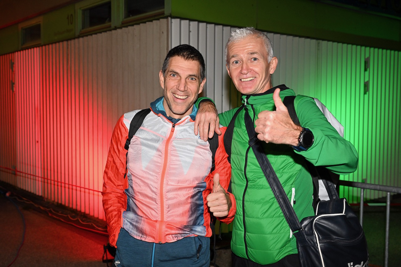 10. Bestzeitmarathon München
Der Lauf gegen die Gesetze der Physik am 29.10.2022 in München-Riem.
Fotocredit
Hannes Magerstaedt
hannes@magerstaedt.de
Tel.01728178700