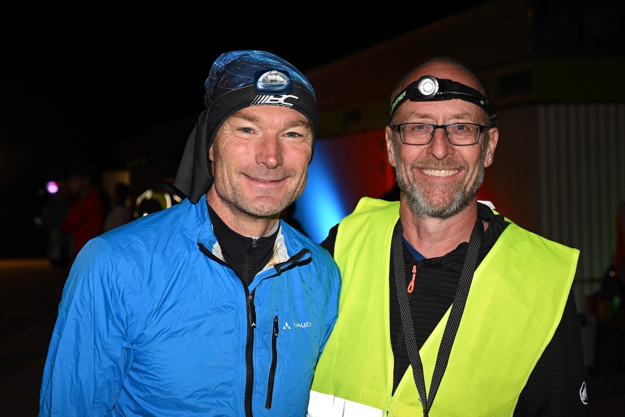 10. Bestzeitmarathon München
Der Lauf gegen die Gesetze der Physik am 29.10.2022 in München-Riem.
Fotocredit
Hannes Magerstaedt
hannes@magerstaedt.de
Tel.01728178700