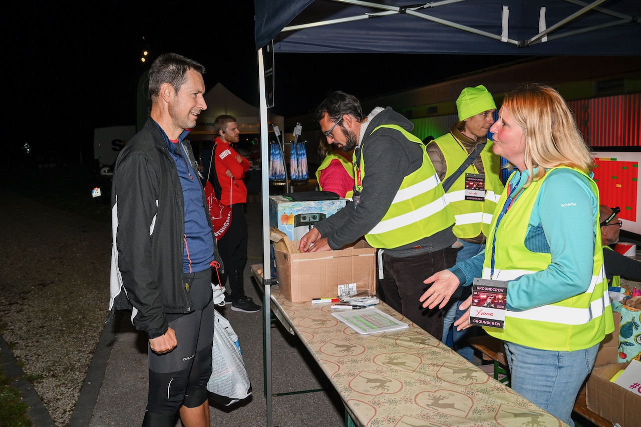 10. Bestzeitmarathon München
Der Lauf gegen die Gesetze der Physik am 29.10.2022 in München-Riem.
Fotocredit
Hannes Magerstaedt
hannes@magerstaedt.de
Tel.01728178700