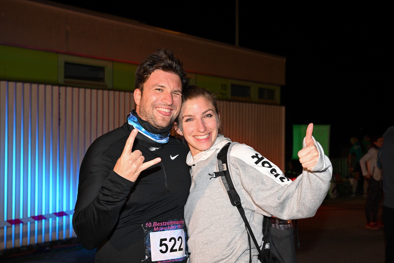 10. Bestzeitmarathon München
Der Lauf gegen die Gesetze der Physik am 29.10.2022 in München-Riem.
Fotocredit
Hannes Magerstaedt
hannes@magerstaedt.de
Tel.01728178700