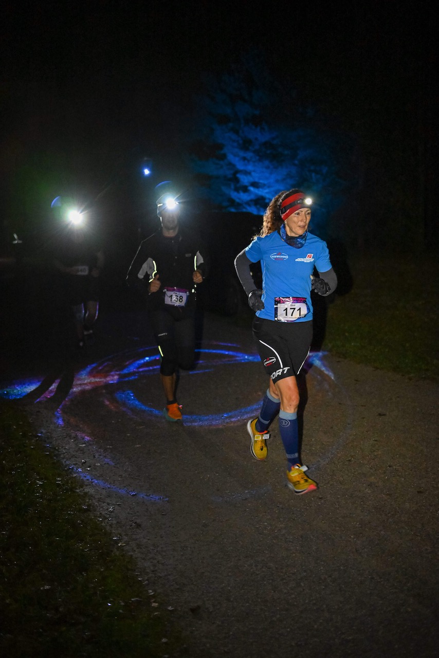 10. Bestzeitmarathon München
Der Lauf gegen die Gesetze der Physik am 29.10.2022 in München-Riem.
Fotocredit
Hannes Magerstaedt
hannes@magerstaedt.de
Tel.01728178700